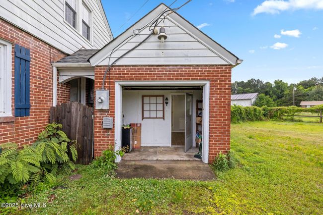 9137 Nc Highway 35, House other with 3 bedrooms, 2 bathrooms and 4 parking in Pendleton NC | Image 22