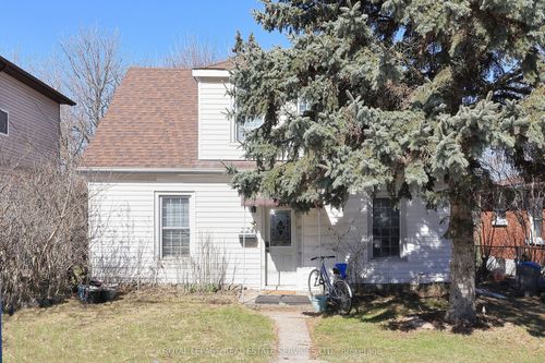 224 Broadway Avenue, Hamilton, ON, L8S2W6 | Card Image