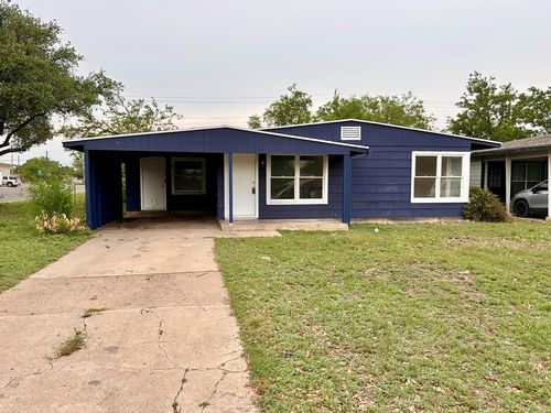 2540 W Harris Ave, San Angelo, TX, 76901-3656 | Card Image