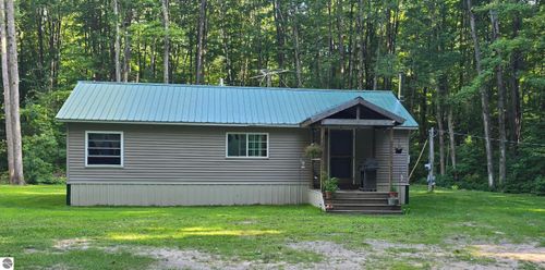 212 3rd Ave, Alden, MI, 49612-9652 | Card Image