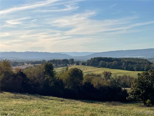 13237 Buckley Rd, TIMBERVILLE, VA, 22853-2909 | Card Image