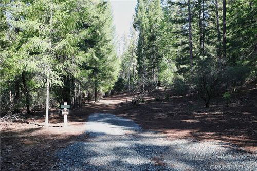 9356 Rockys Rd, Middletown, CA, 95461 | Card Image