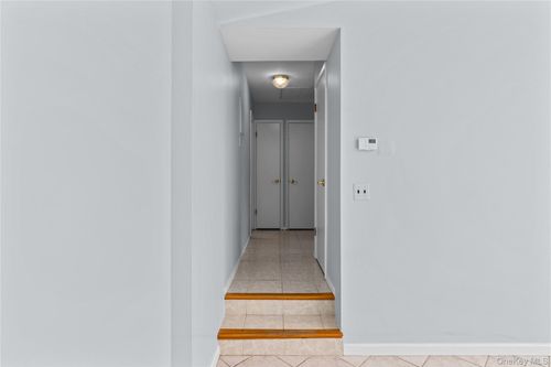 apt-23-60 Kensico Rd, Thornwood, NY, 10594-1151 | Card Image