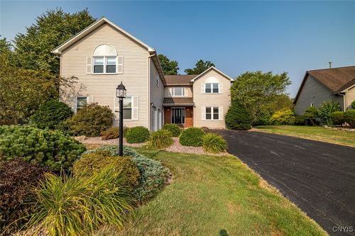 4316 Lazybrook Cir, Liverpool, NY, 13088-4736 | Card Image