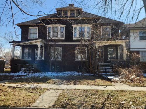284 E Philadelphia St, Detroit, MI, 48202-2229 | Card Image