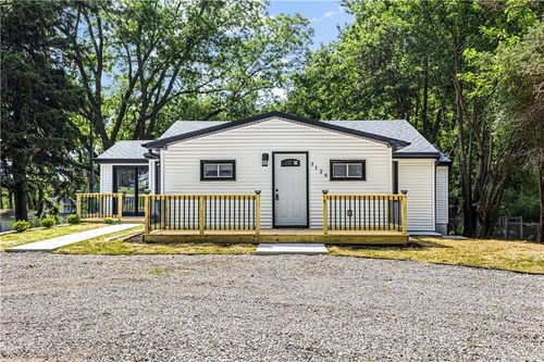 3126 S 29th Street, St Joseph, MO, 64503 | Card Image