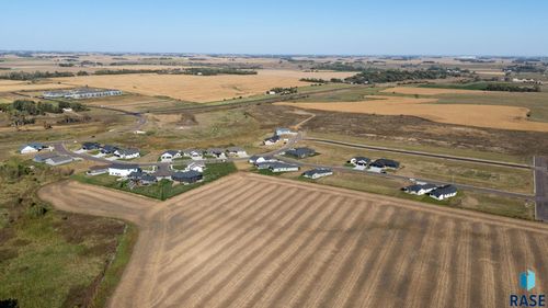 7 Dortoka Ave, Hartford, SD, 57033 | Card Image