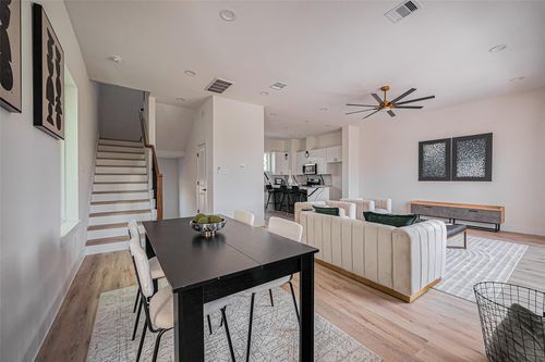 4211 Ward St, Houston, TX, 77021-4944 | Card Image