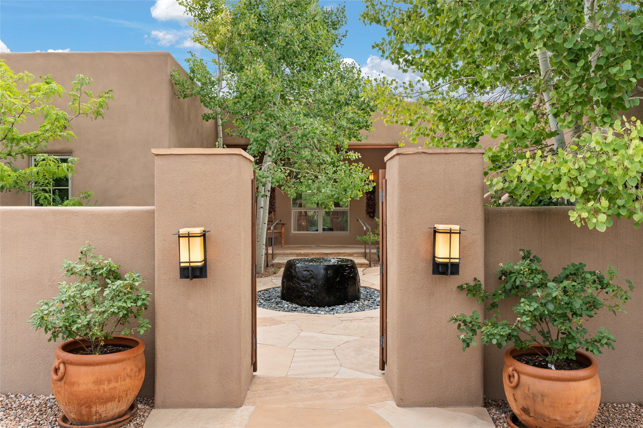 Camino DE Cruz Blanca , Santa Fe, NM 87505