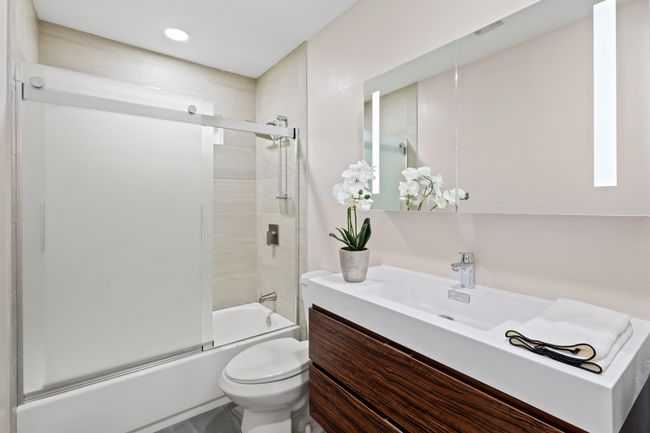 10528 Swallow Ln, House other with 3 bedrooms, 2 bathrooms and null parking in Dallas TX | Image 20