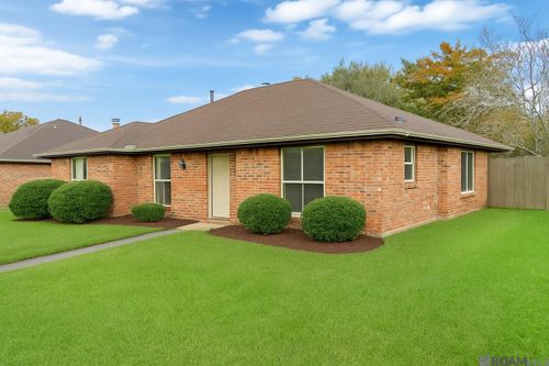 3516 Sterling Dr, Baton Rouge, LA, 70814-7719 | Card Image