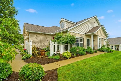 4430 Forest Glen Avenue Nw, Massillon, OH, 44647 | Card Image