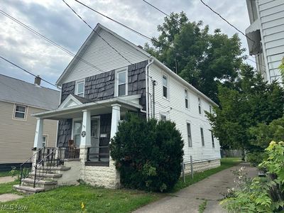 View of front of home | Image 1