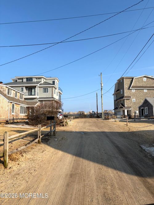 summer-rental-116 E Kupper Drive, Mantoloking, NJ, 08738 | Card Image