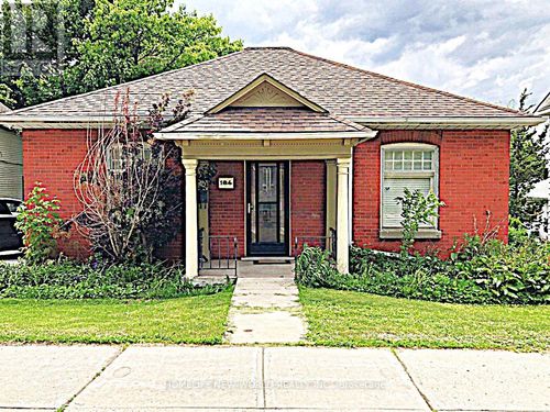 184 Prospect St, Newmarket, ON, L3Y3T6 | Card Image