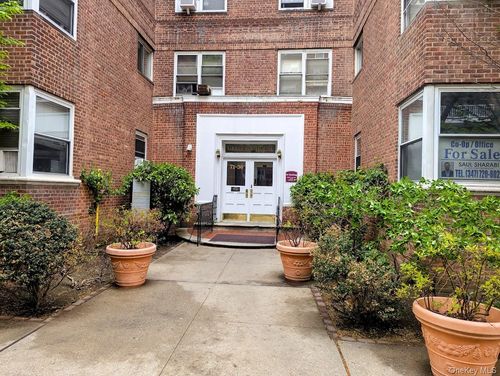 4a-71-36 110th St, Forest Hills, NY, 11375-4832 | Card Image