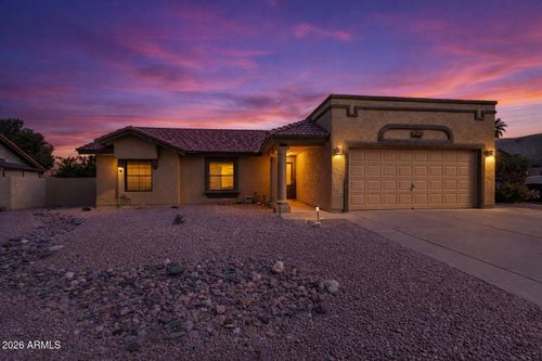 1638 E Fairview St, Chandler, AZ, 85225-2226 | Card Image