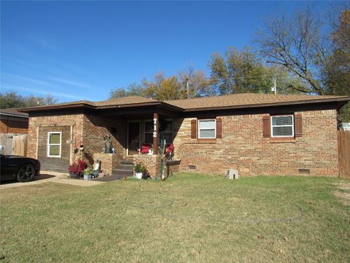 712 Cinmac Street, Lindsay, OK, 73052 | Card Image