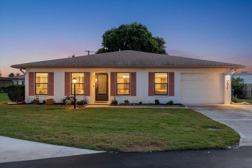 9-771 Vivienda South Ct, Venice, FL, 34293-1232 | Card Image