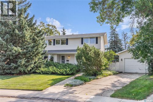 54 Britnell Cres, Saskatoon, SK, S7H3X8 | Card Image