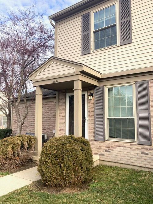 3054 Forest Creek Ct, Ann Arbor, MI, 48108-5215 | Card Image