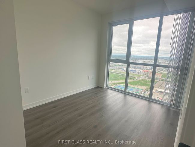 UNIT-4012 - 225 Commerce St, Condo with 2 bedrooms, 1 bathrooms and 1 parking in Vaughan ON | Image 7