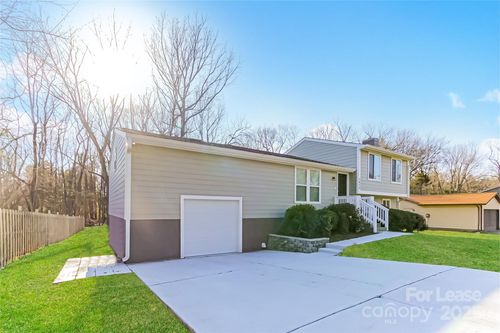 2430 Rice Planters Rd, Charlotte, NC, 28273-3846 | Card Image