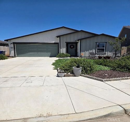 1583 Seneca Dr, Madera, CA, 93637-5772 | Card Image