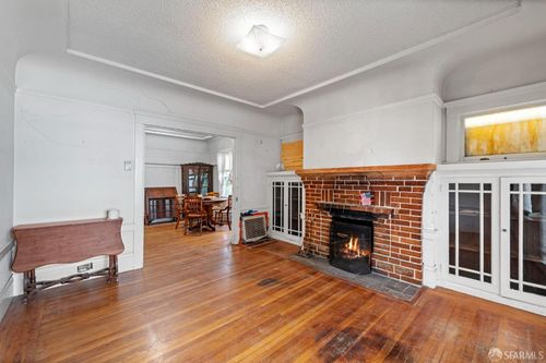 715 Prague Street, San Francisco, CA, 94112 | Card Image