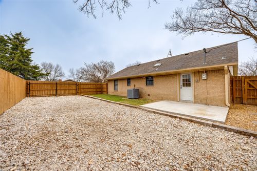 309 N Pecan St, Leonard, TX, 75452-2749 | Card Image