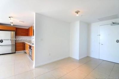 1016 - 3250 Ne 1st Ave, Condo with 2 bedrooms, 2 bathrooms and null parking in Miami FL | Image 2