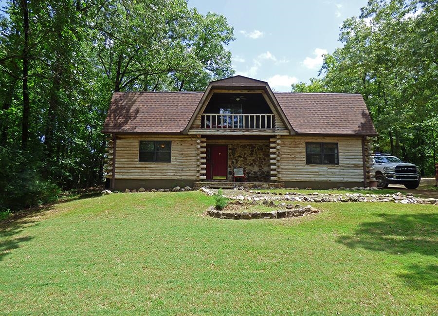 Okmulgee Dr, Cherokee Village, AR 72529