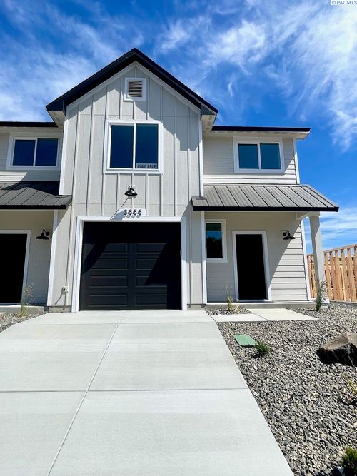 3555 W 6th Place, Kennewick, WA, 99336 | Card Image