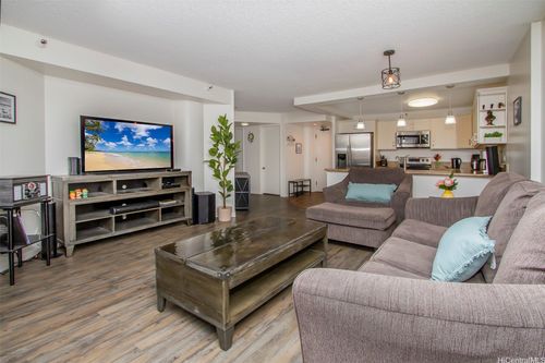 apt-1809-60 Beretania St, Honolulu, HI, 96817-4758 | Card Image