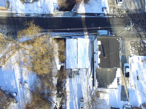 32 South Ave, Derry, NH, 03038-2544 | Card Image