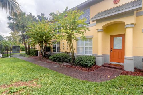 104 Coquina Bay Dr, ST PETERSBURG, FL, 33705-6444 | Card Image