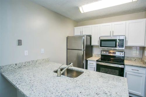 apt-812-3450 Jones Mill Rd, Norcross, GA, 30092-4366 | Card Image