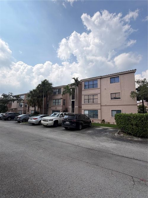 6107-2926 S University Dr, Davie, FL, 33328-1407 | Card Image