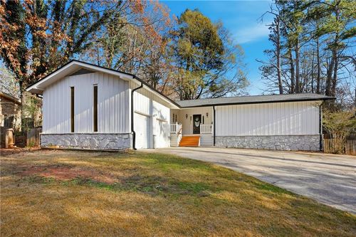 2579 Country Club Dr, Conyers, GA, 30013-4906 | Card Image