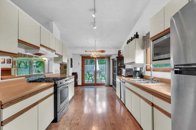 2805 Susan Stone Dr, House other with 3 bedrooms, 2 bathrooms and 2 parking in Urbana IL | Image 15