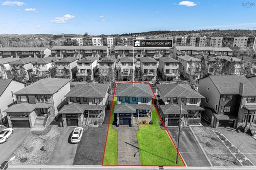 40 Innsbrook Way, Bedford, NS, B4B0X6 | Card Image