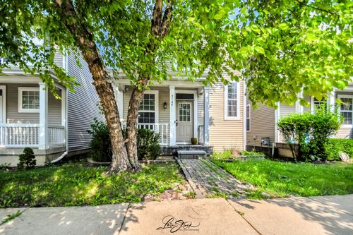 2124 Grayhawk Dr, Aurora, IL, 60503-5437 | Card Image