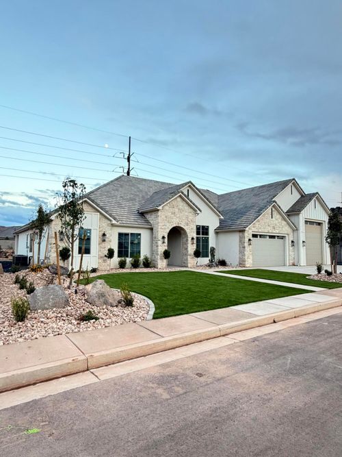 3159 S 530 E, Washington, UT, 84780-3936 | Card Image