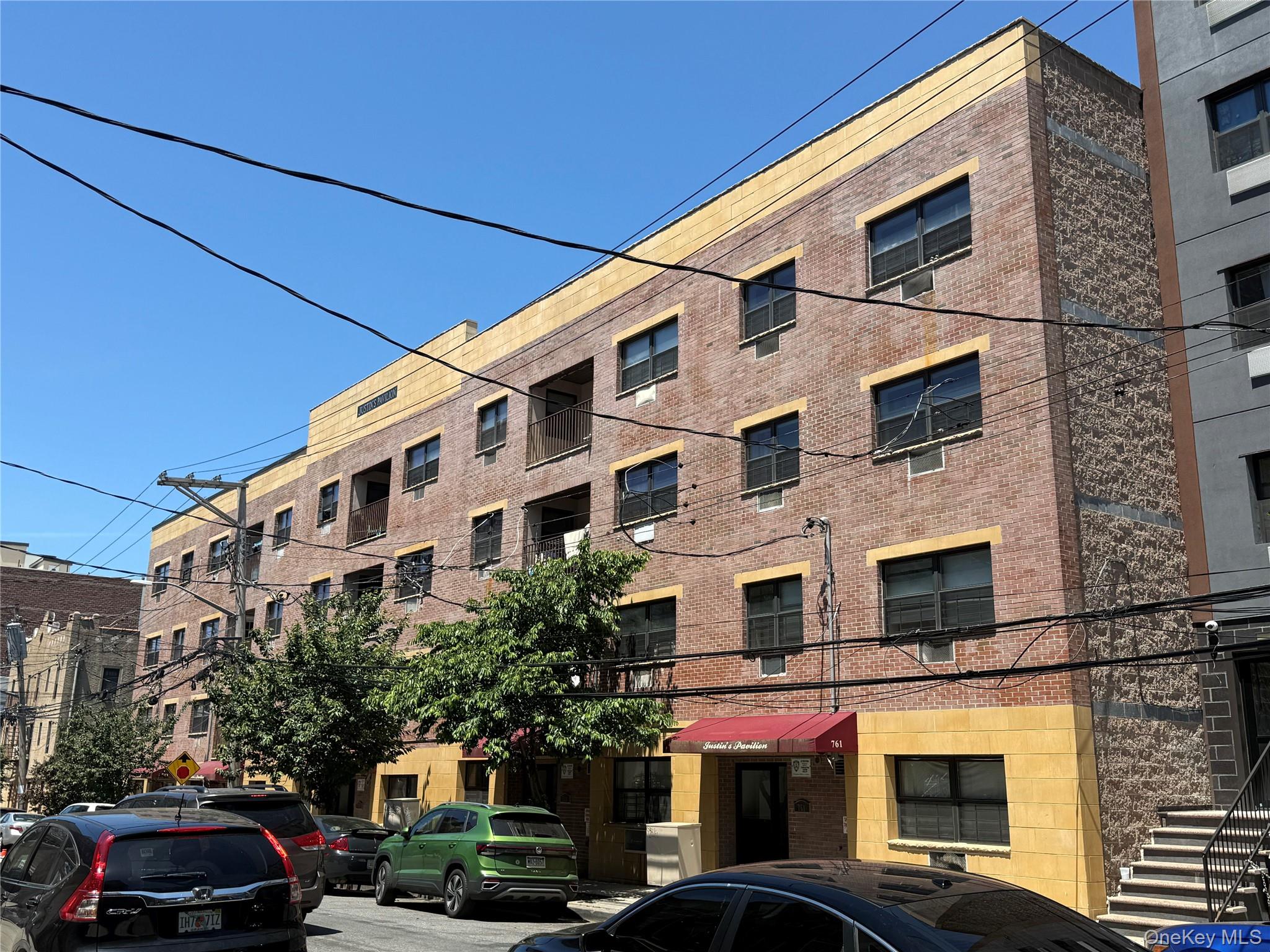 Commercial Sale in New York