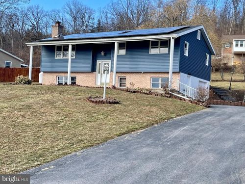 545 Summit Dr, LEWISTOWN, PA, 17044-1253 | Card Image