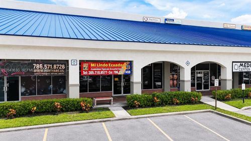 18-8726 Nw 26th St, Doral, FL, 33172-1629 | Card Image