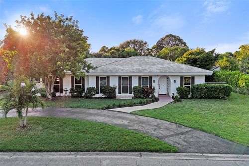 2400 Nw 105th Ter, Coral Springs, FL, 33065-3705 | Card Image