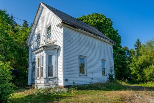 226 Old Harbor Rd, Vinalhaven, ME, 04863-3715 | Card Image