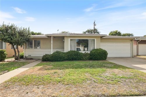 613 Princeton Cir E, Fullerton, CA, 92831-2727 | Card Image