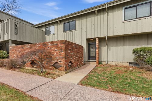 124-124 Webster Ct, Newington, CT, 06111-5124 | Card Image